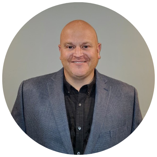 Professional employee headshot of Justin.